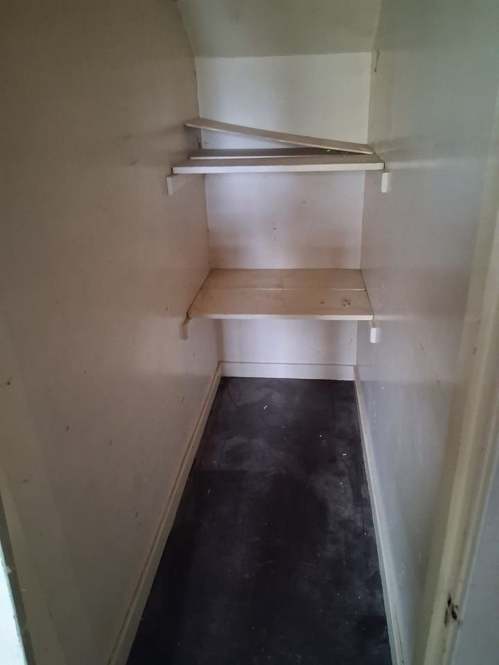 1007 N Oakley St #NA - Photo 2 of 23