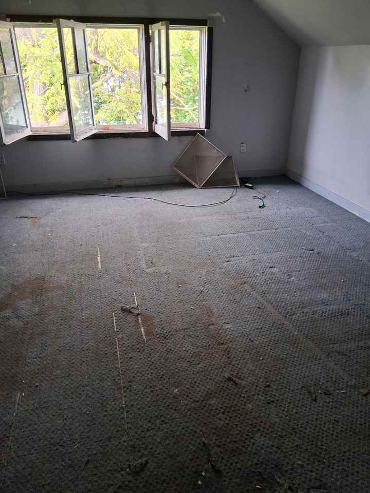 1007 N Oakley St #NA - Photo 3 of 23