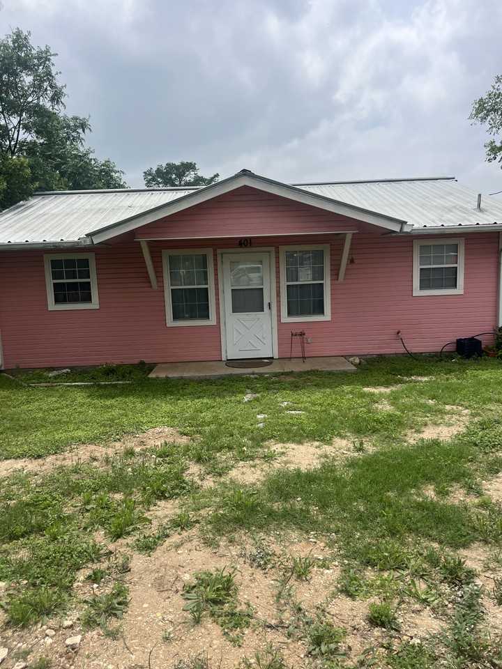 401A E Schubert St #NA - Photo 2 of 13