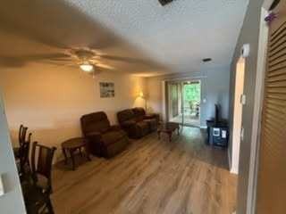 2999 Sir Hamilton Cir #9 - Photo 4 of 24