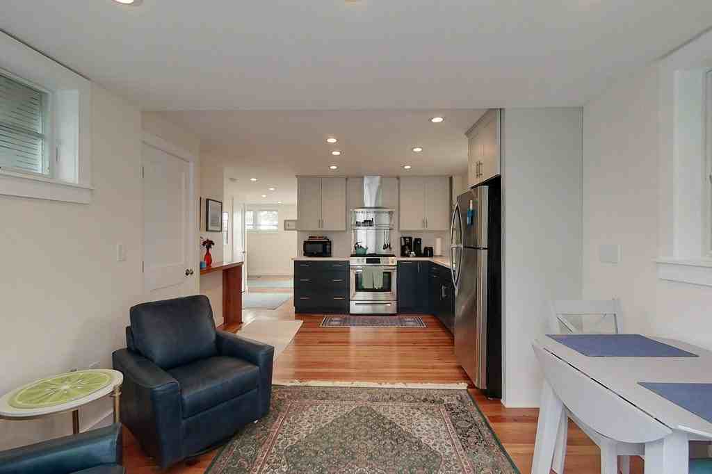 23 Warren Ave #1 - Photo 3 of 15