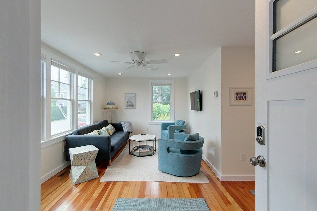 23 Warren Ave #1 - Photo 6 of 15