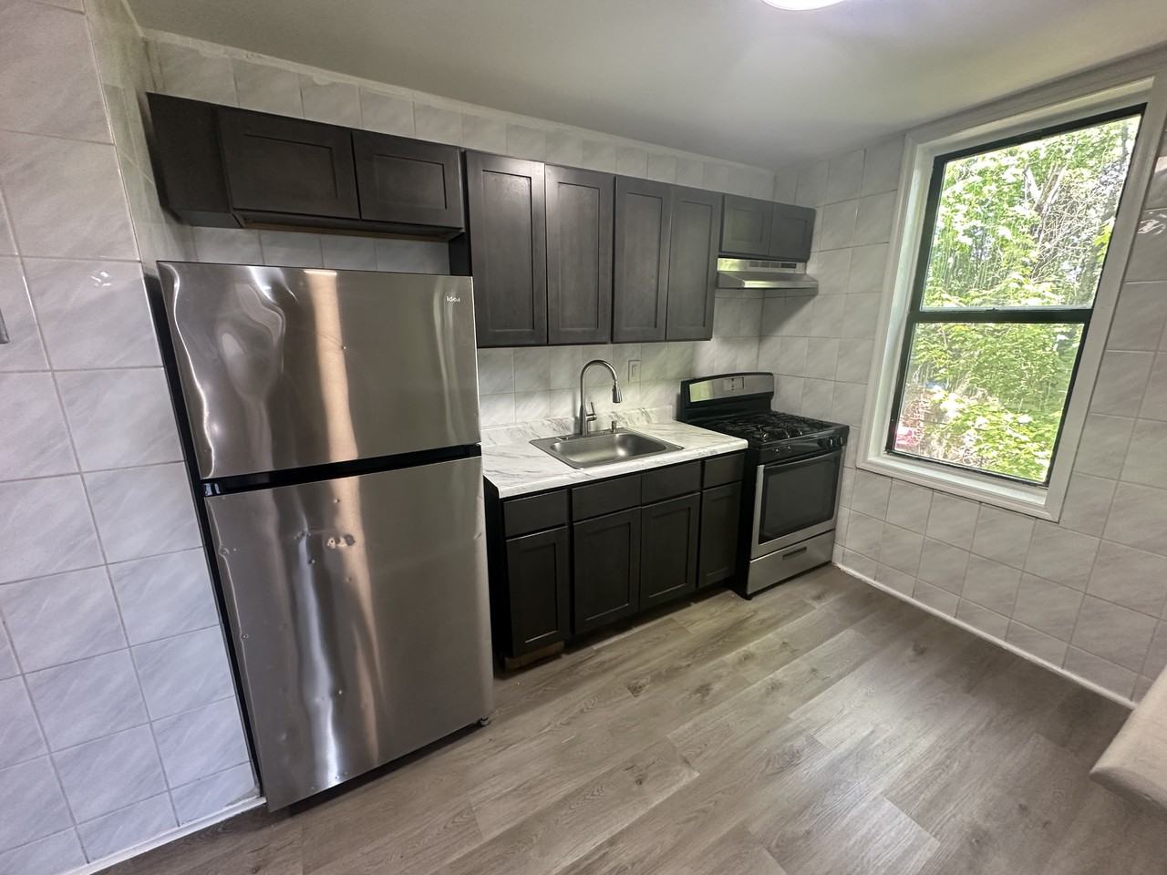 47 Milford Ave #10 - Photo 6 of 9