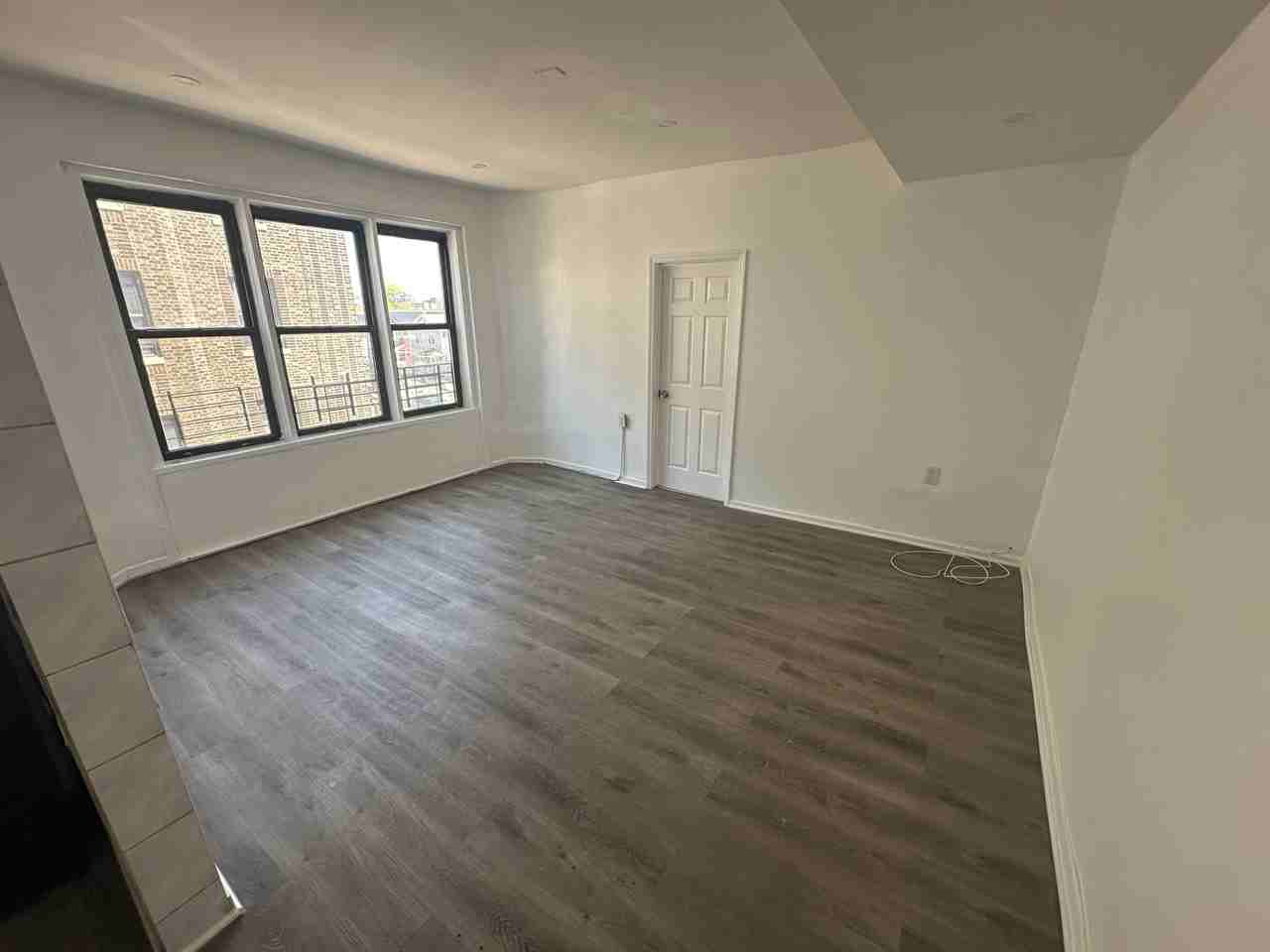 47 Milford Ave #16 - Photo 2 of 11