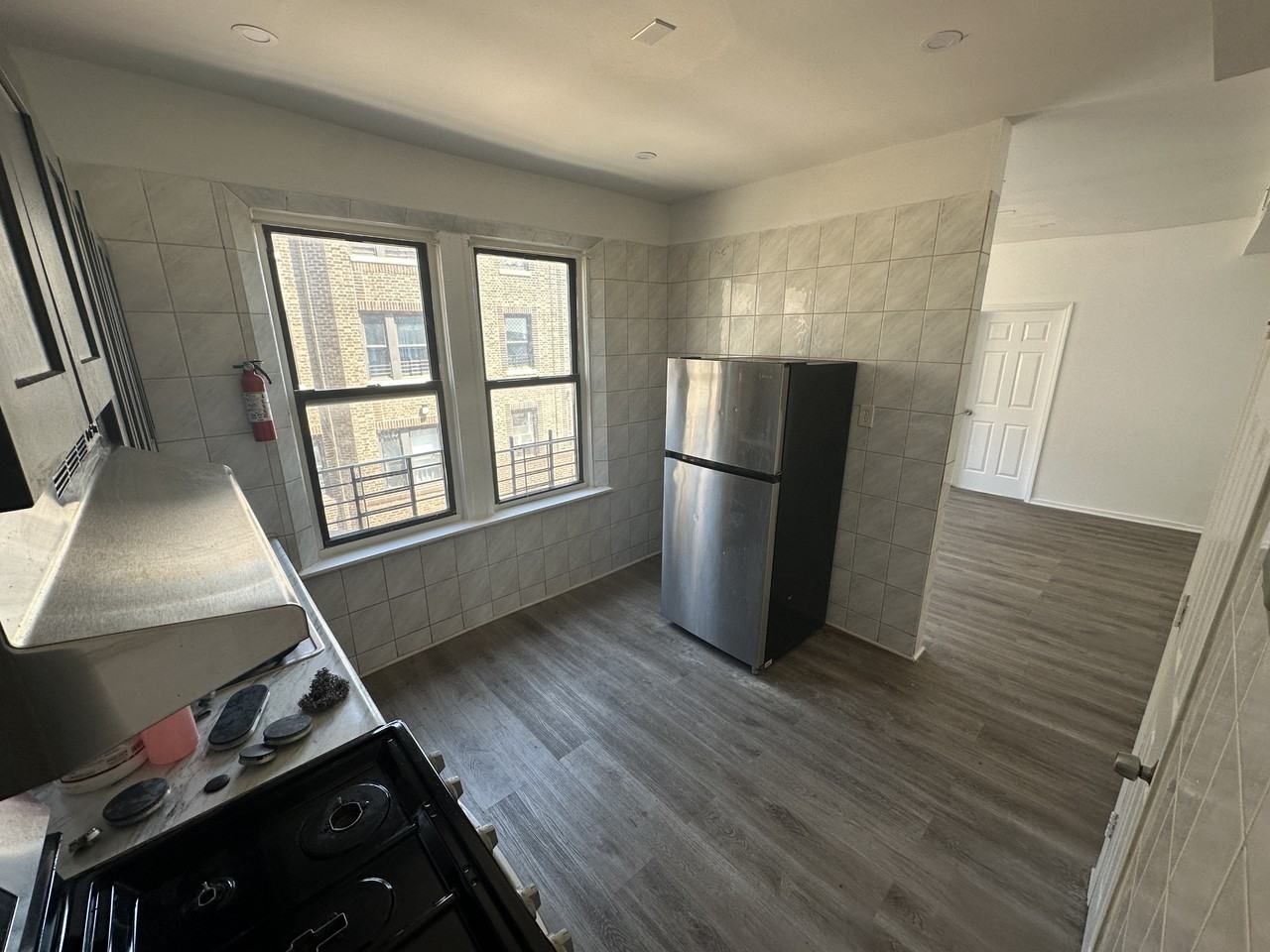 47 Milford Ave #16 - Photo 3 of 11