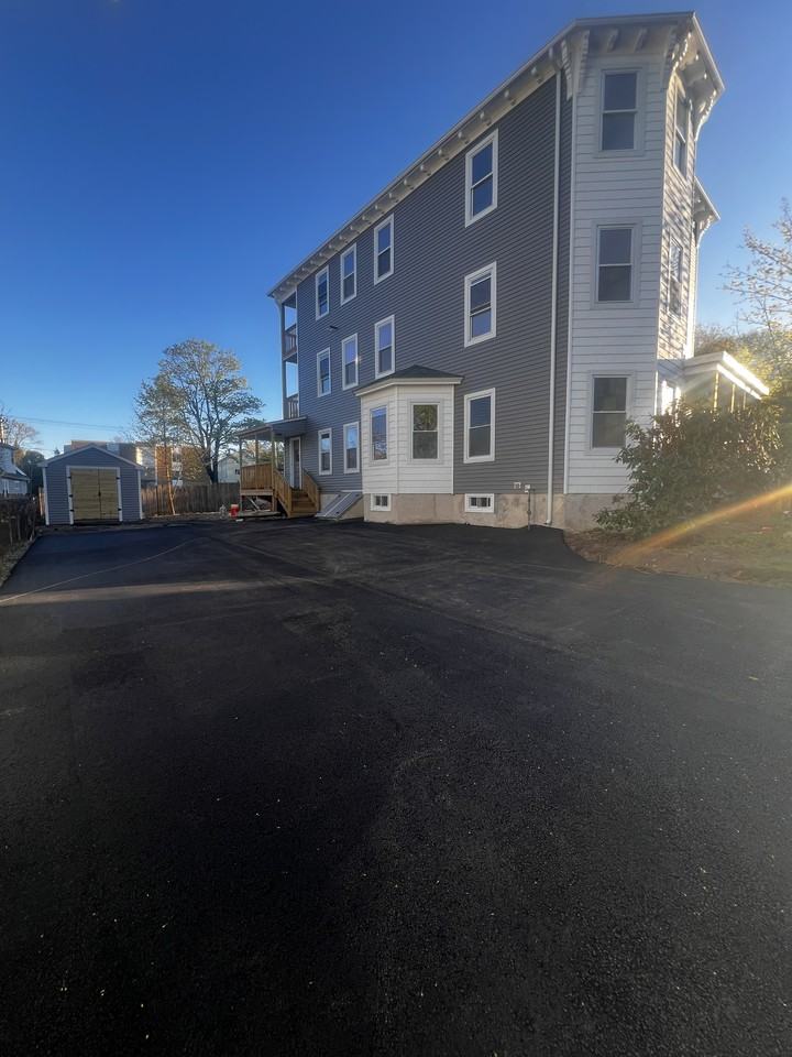 19 Reeves St #2 - Photo 2 of 14