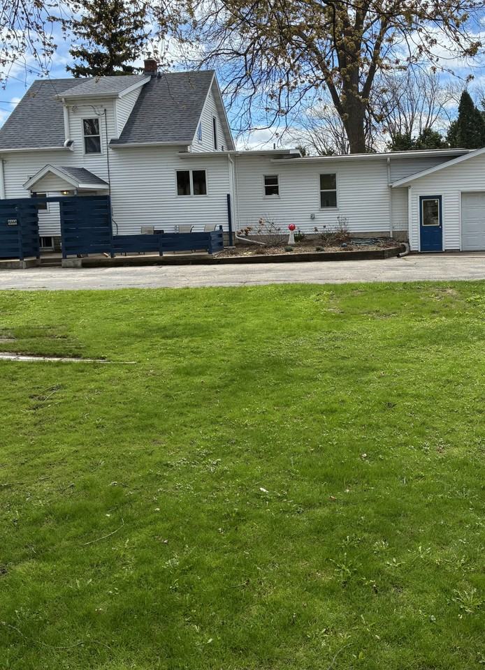 1701 N Lynndale Dr #NA