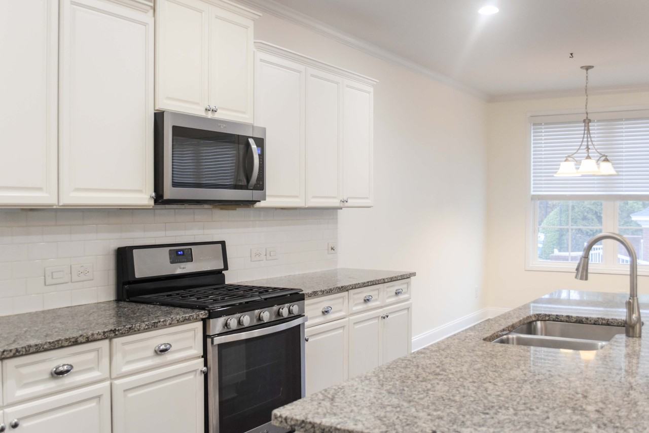 7403 Lowery Oak Dr #7403 - Photo 7 of 24