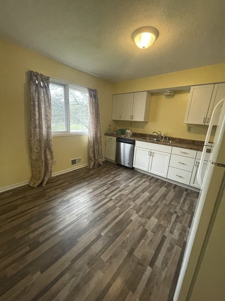 231 Northdale Blvd Nw #NA - Photo 5 of 15