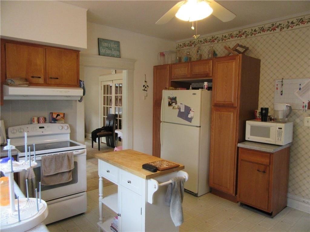 813 E Market St #NA - Photo 3 of 17