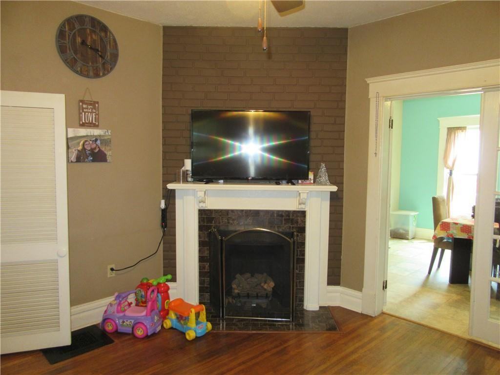 813 E Market St #NA - Photo 4 of 17