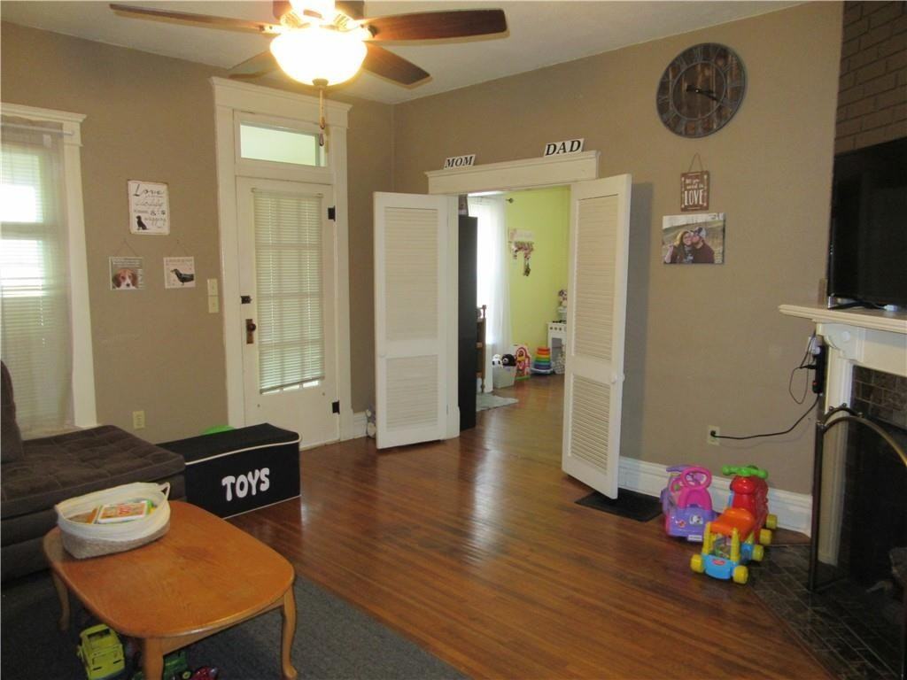 813 E Market St #NA - Photo 7 of 17