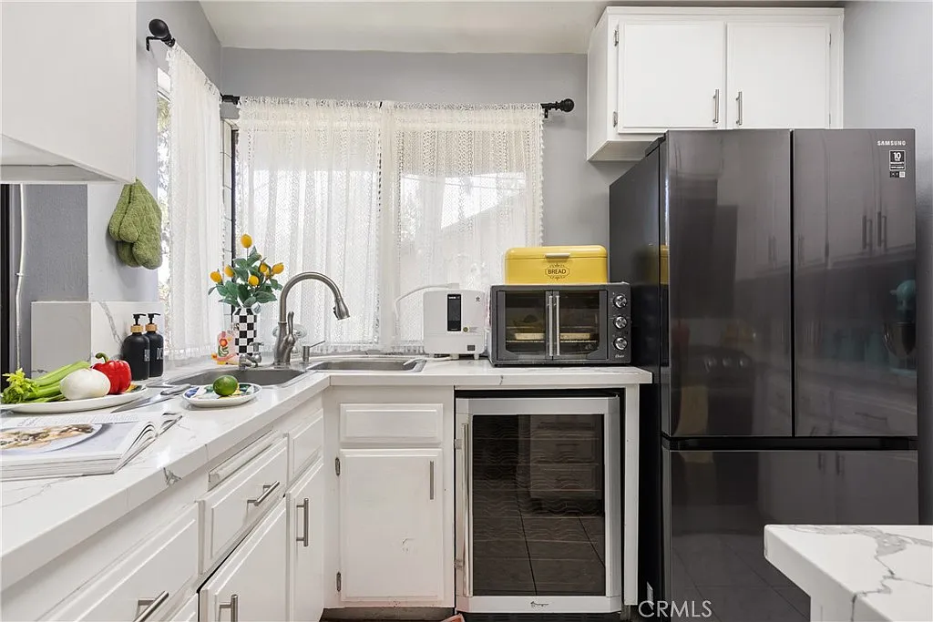 260 Cagney Ln #118 - Photo 2 of 8