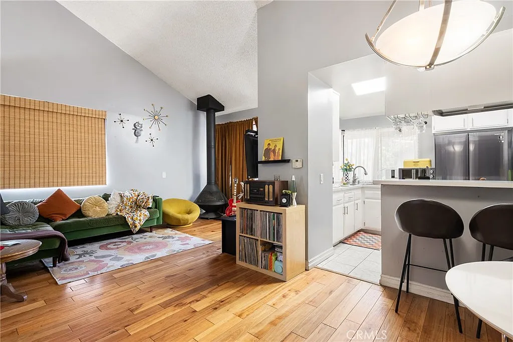 260 Cagney Ln #118 - Photo 5 of 8