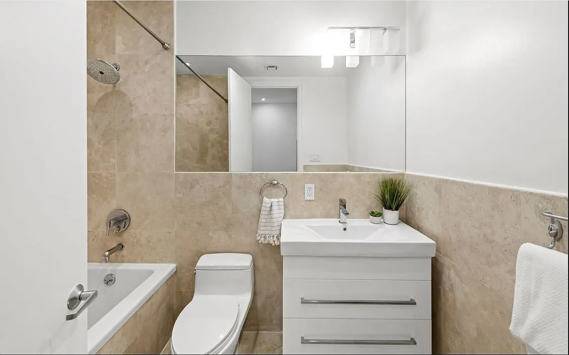 101 Wyckoff Ave #1E - Photo 2 of 10