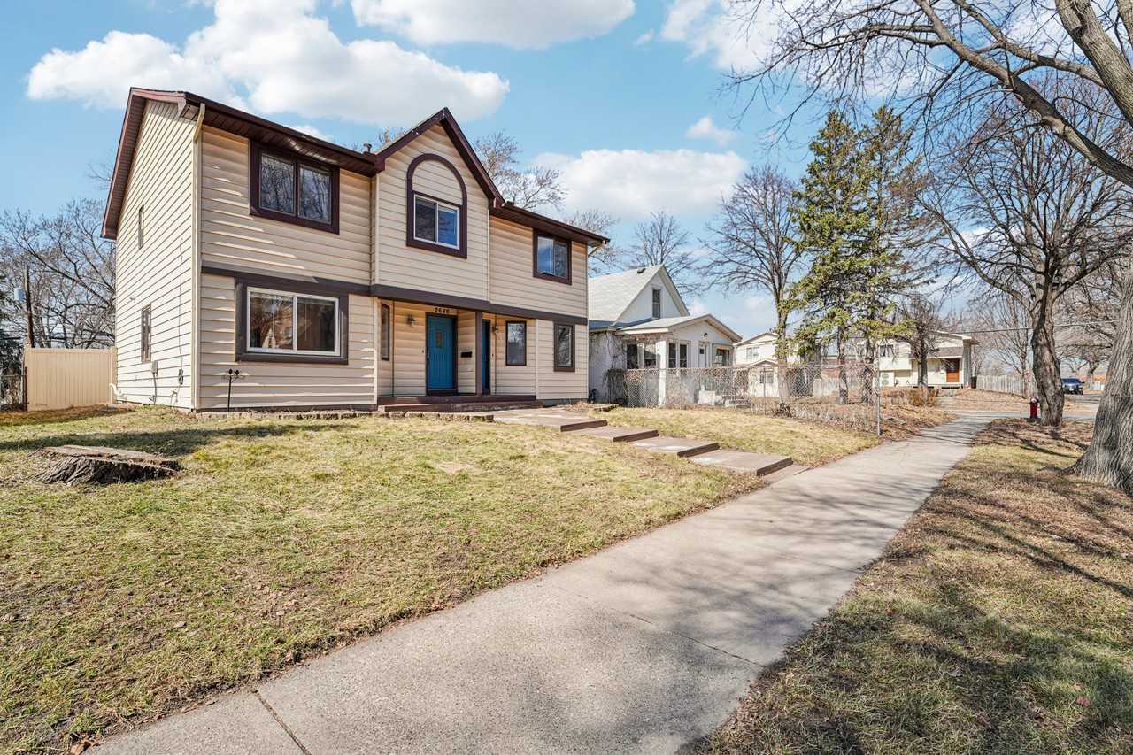 2646 Quincy St Ne #2646 - Photo 4 of 45
