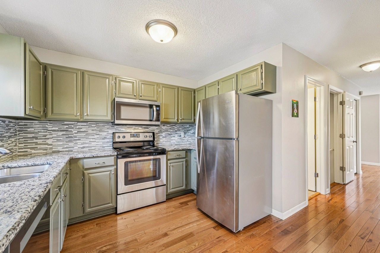 2646 Quincy St Ne #2646 - Photo 7 of 45