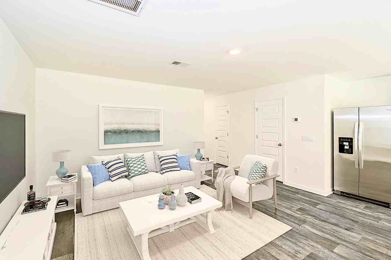 95 Striker Rd - Photo 4 of 49