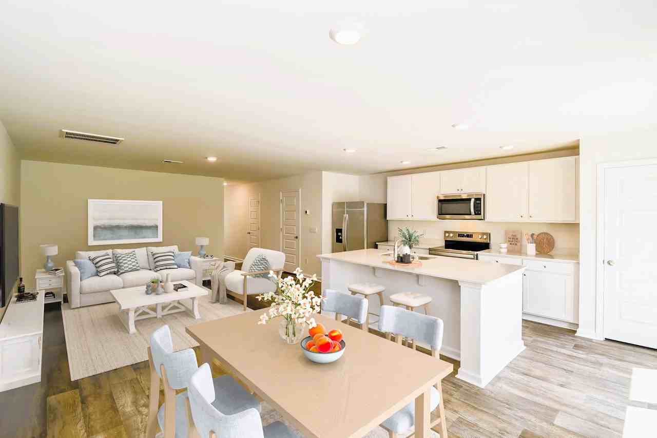 109 Striker Rd - Photo 3 of 49