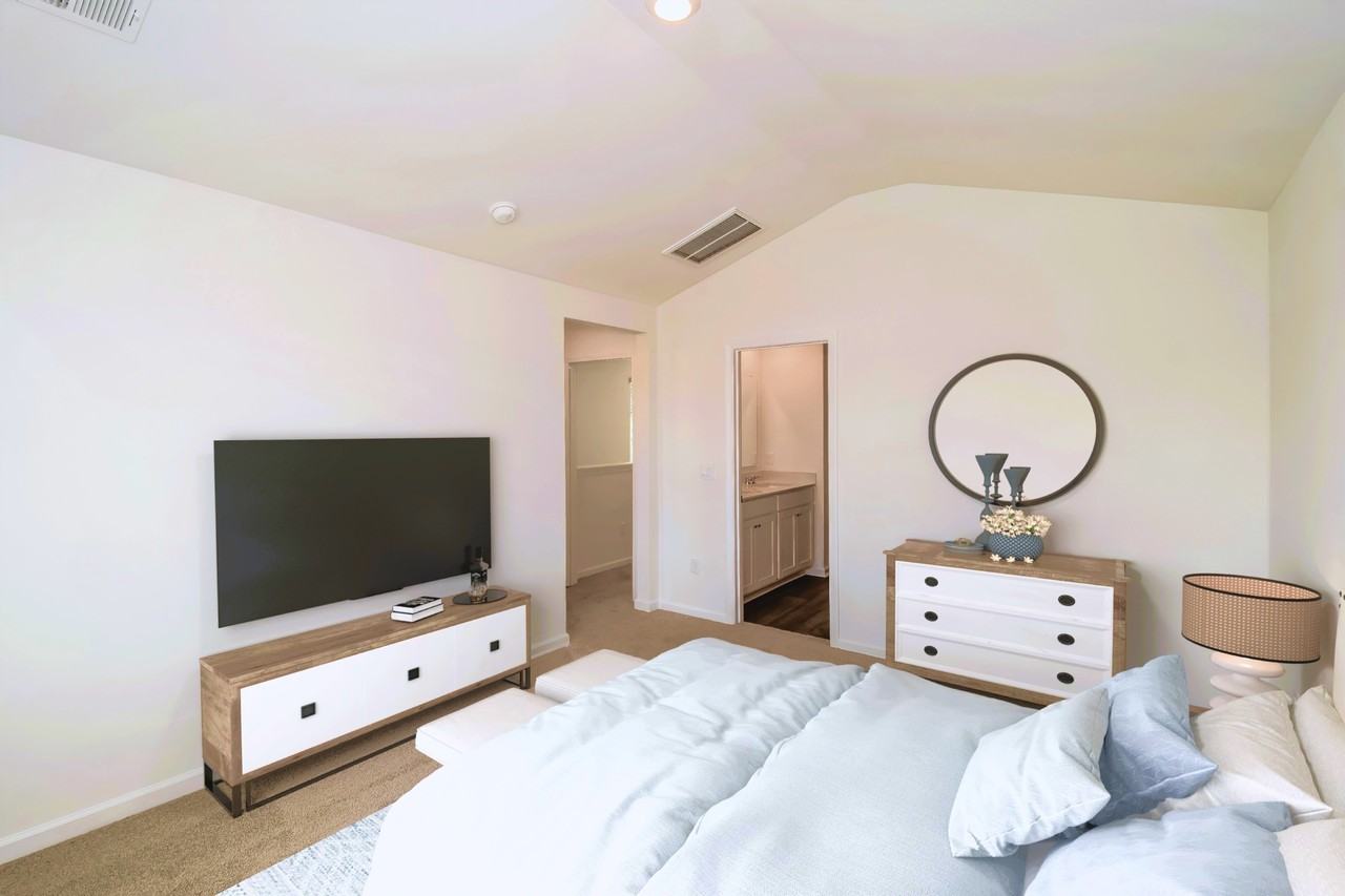 99 Striker Rd - Photo 5 of 49