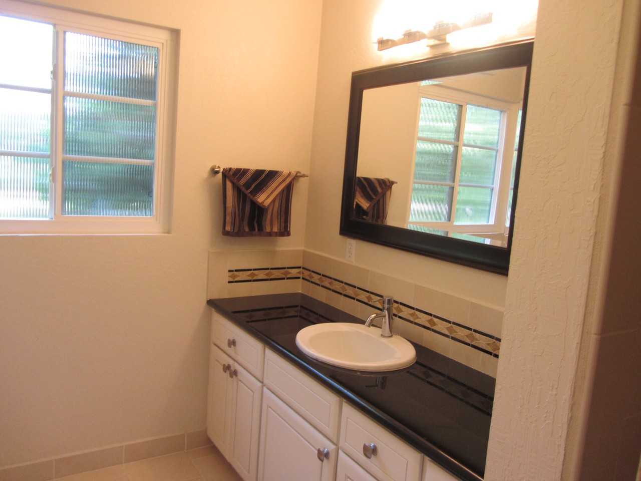 1220 W Mendocino Ave #NA - Photo 6 of 25