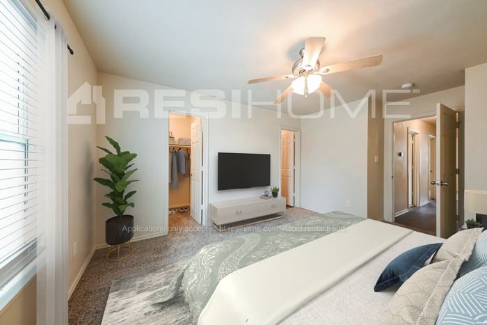 12416 Fish Rd - Photo 7 of 18