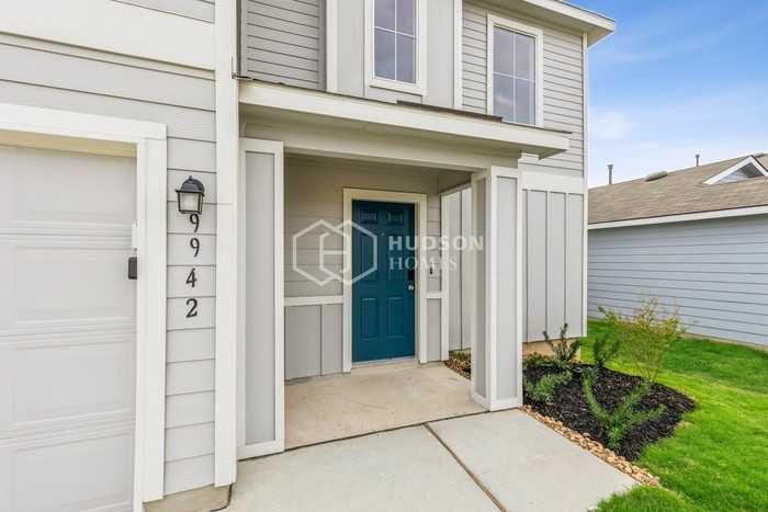 9942 Spotted Rose - Photo 4 of 47