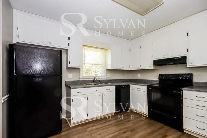 2511 Cliffside Dr - Photo 6 of 15