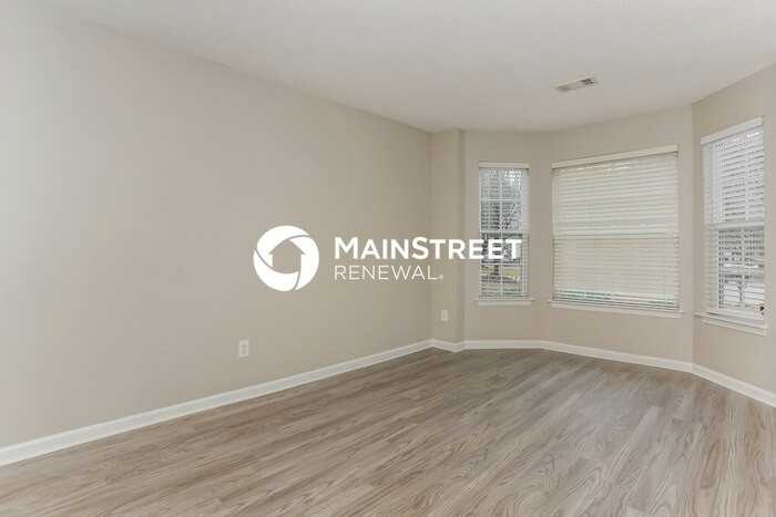 2043 Reflective Waters Rd - Photo 7 of 17