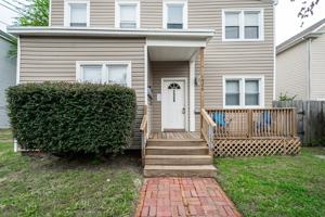 featured image of 1526 W 40th St #2A