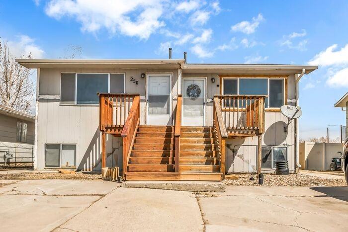 252 E Rangely Ave - Photo 2 of 20