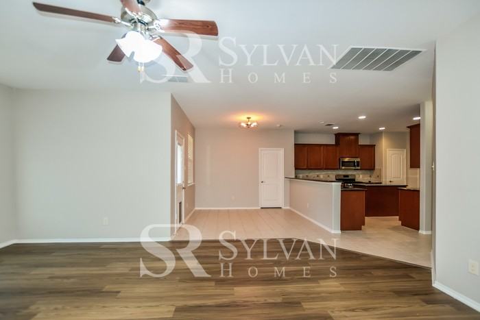 3513 Wysong St - Photo 4 of 16