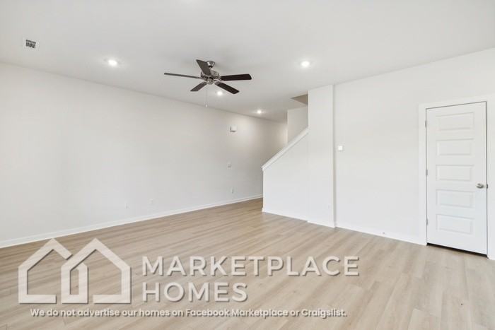 5726 Selah St - Photo 4 of 31