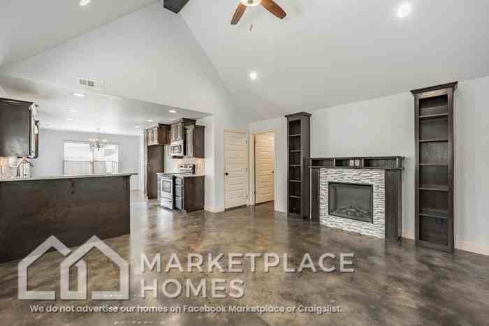 3211 Sw Stonepoint Ave - Photo 7 of 31