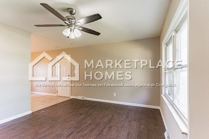 70 W Adams Dr - Photo 4 of 12