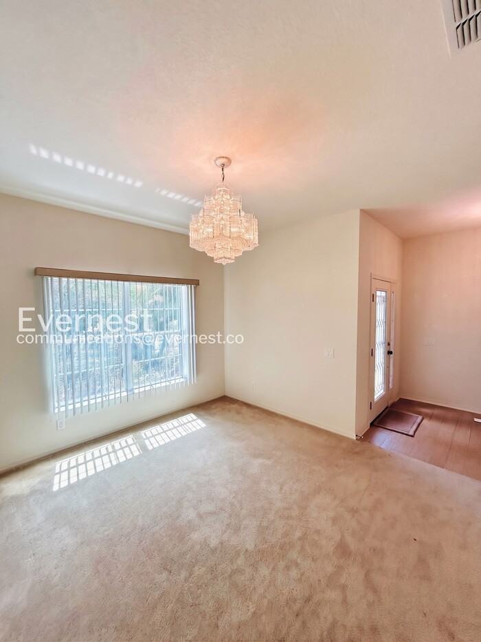 10625 Pictorial Park Dr - Photo 3 of 39