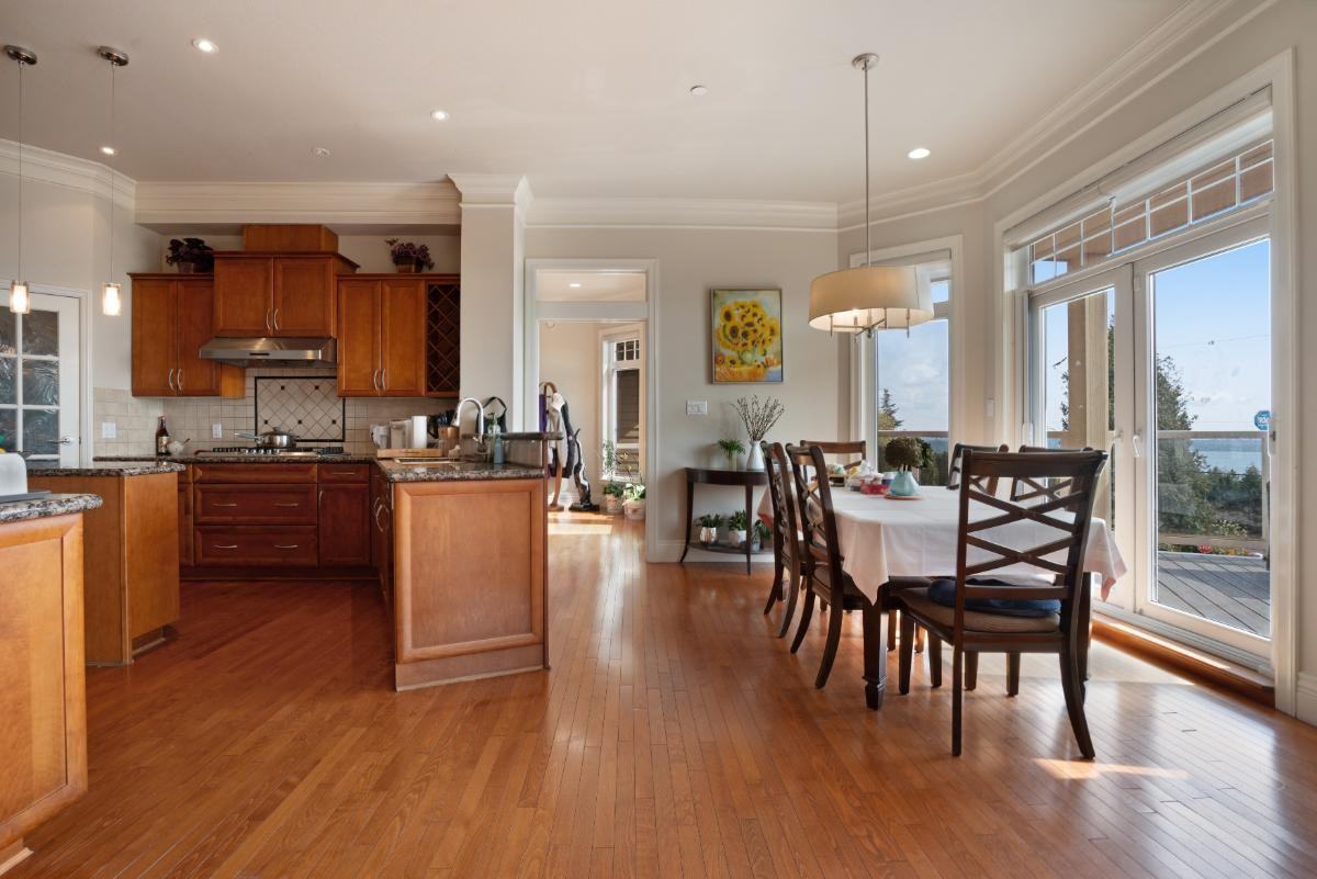 1918 Russet Way - Photo 3 of 21