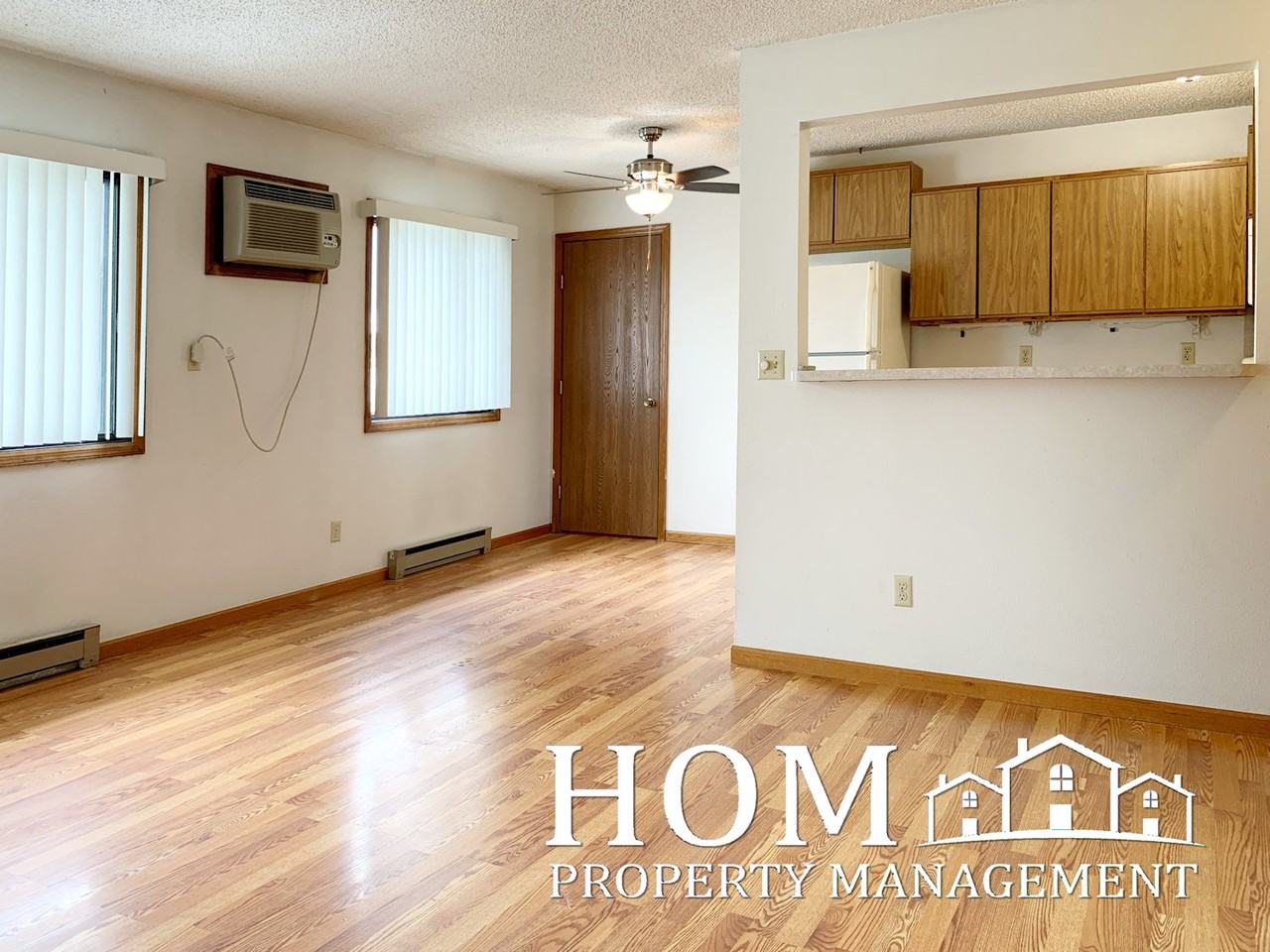 131 W Lind St #5 - Photo 4 of 14