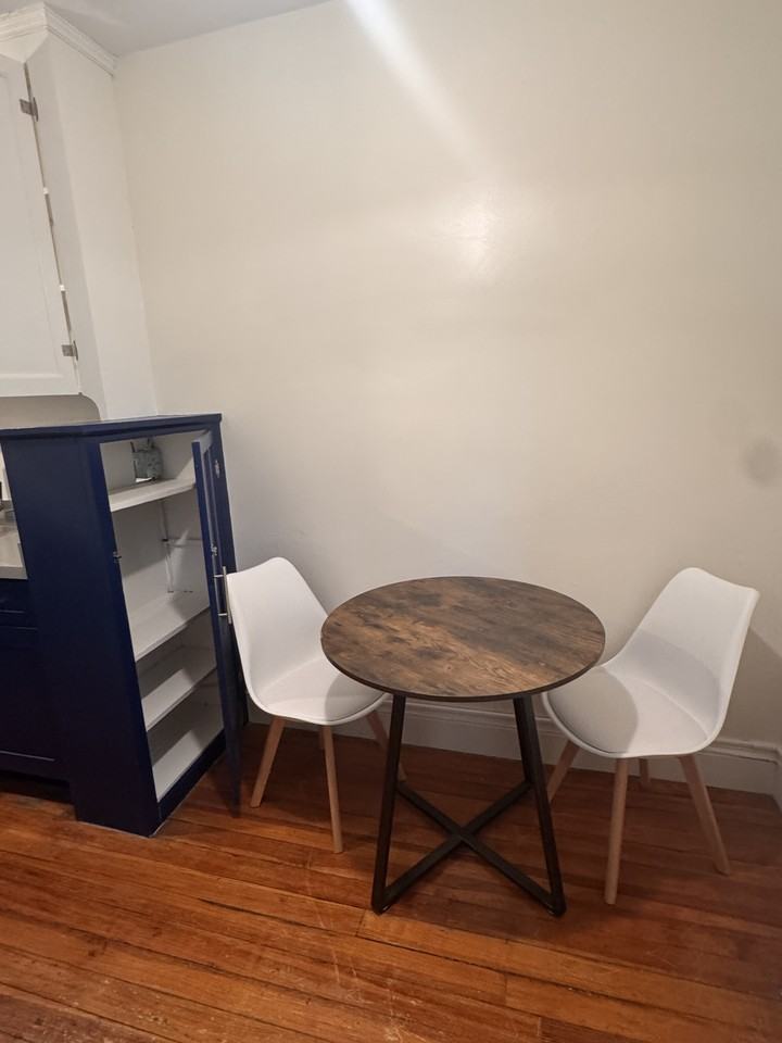 6 Washington Ave #11 - Photo 3 of 19