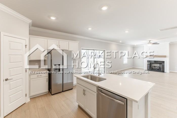 212 Stockyard Cir - Photo 6 of 36
