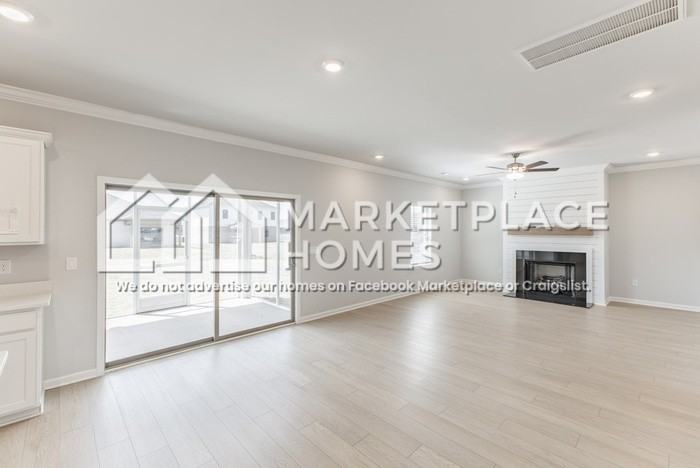 212 Stockyard Cir - Photo 7 of 36