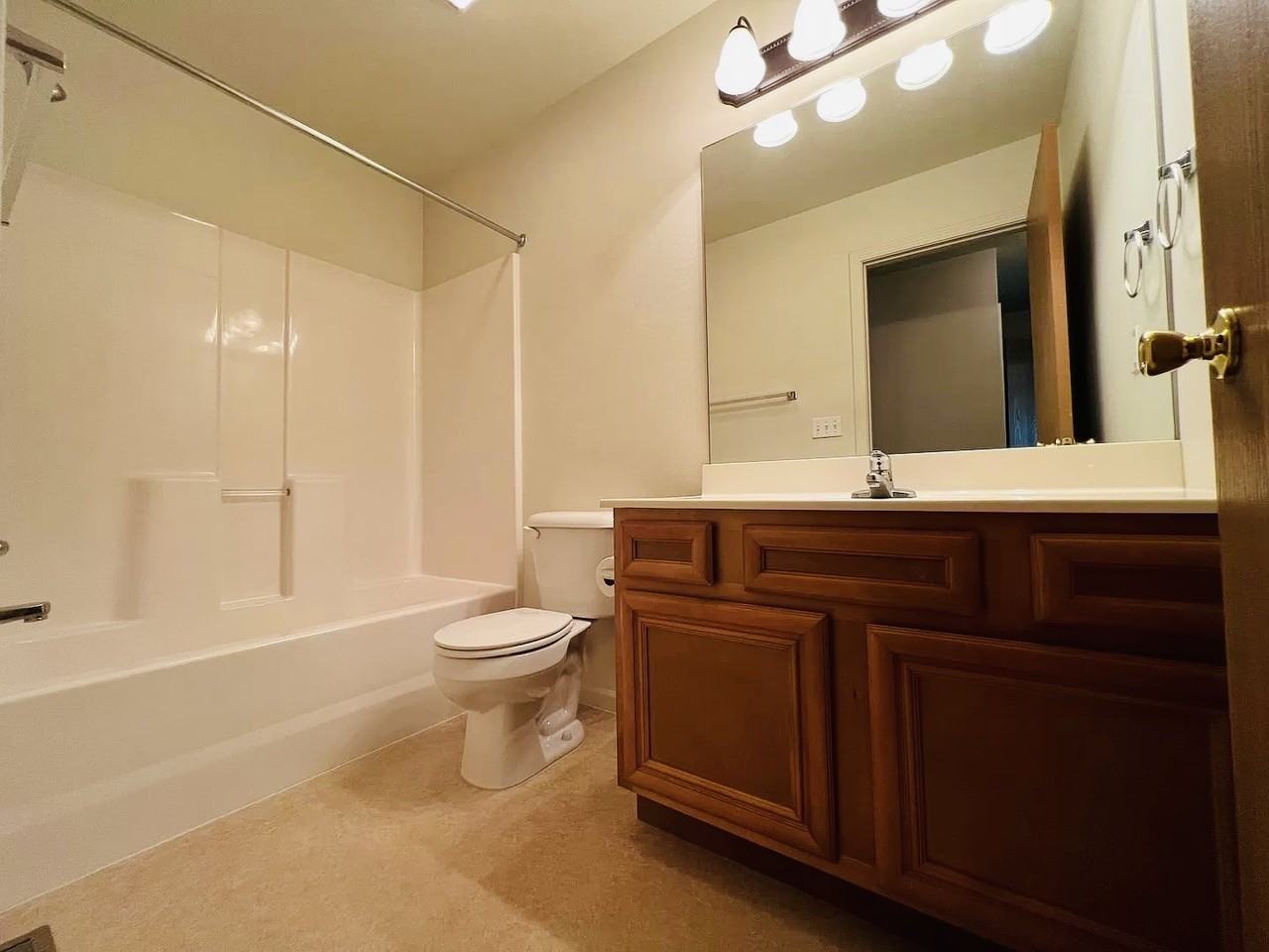16144 Holy Cross Ln #A - Photo 7 of 12