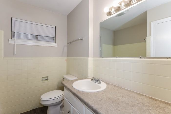 5544 Wayneland Dr - Photo 6 of 7