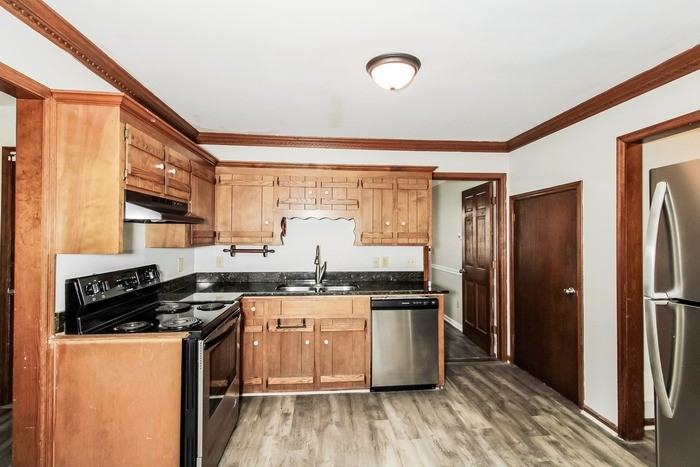 252 Ripley Station Rd - Photo 6 of 12