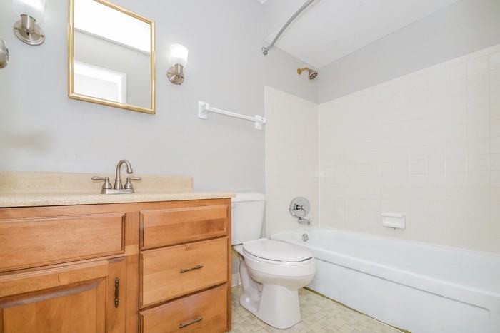 8505 Goldfinch Way - Photo 6 of 9