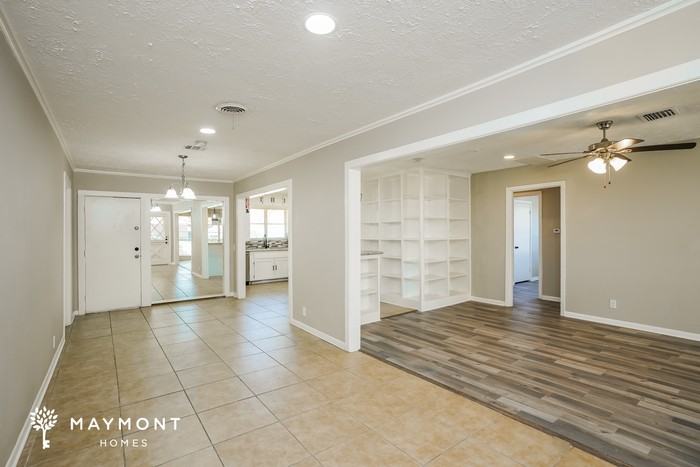 1804 Chilton Dr - Photo 4 of 12