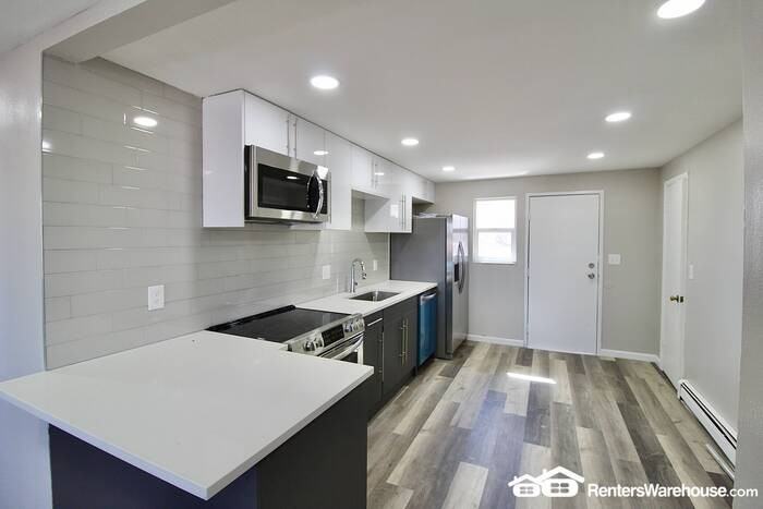 18244 W 3rd Pl #2 - Photo 6 of 19