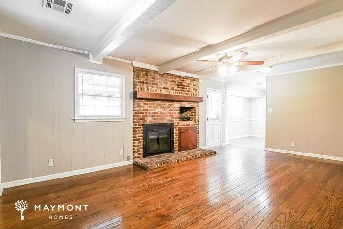 3352 Ridgefield Dr - Photo 4 of 12
