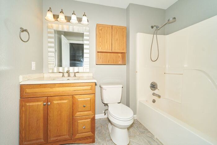 8335 Eagles Nest Dr - Photo 5 of 23
