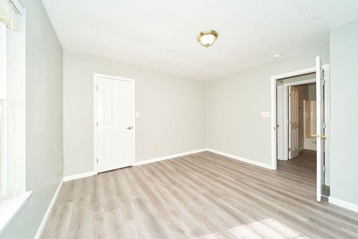8335 Eagles Nest Dr - Photo 6 of 23